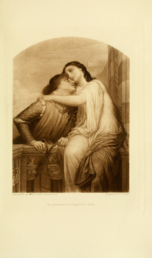 Ein Mann und eine Frau sitzen auf einer Bank, umarmen und küssen sich zärtlich mit Text unten.