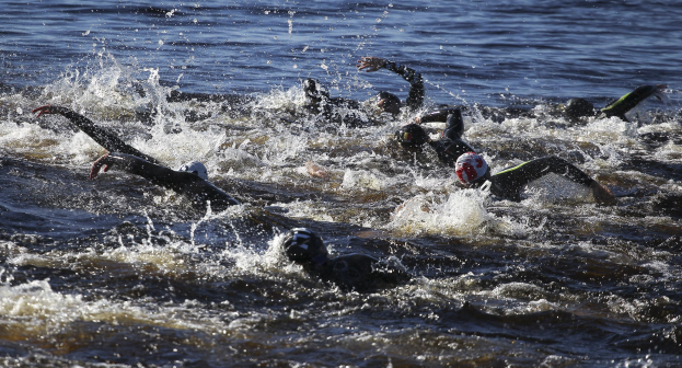 Triathletin Kaidi Kivioja bricht den estnischen Rekord im ersten Full-Ironman-Wettkampf