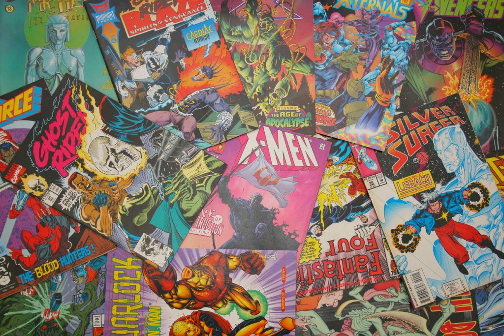 Eine Sammlung von Comic-Büchern, die zusammen angezeigt werden.