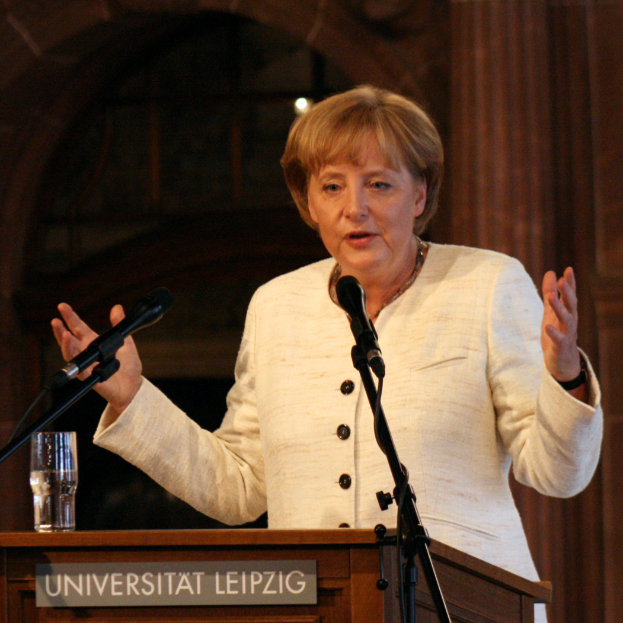 Bundeskanzlerin Angela Merkel hält eine Rede an der Universität Leipzig