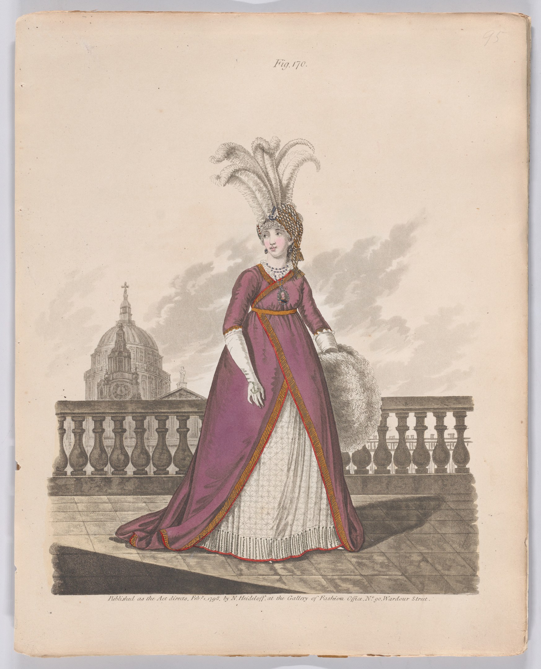 Frau in einem purpurfarbenen und weißen Kleid mit Federschmuck, die an einem Geländer steht, mit einem Gebäude und Wolken im Hintergrund, beschriftet mit "Fashion of New York, New York Street, 1790".