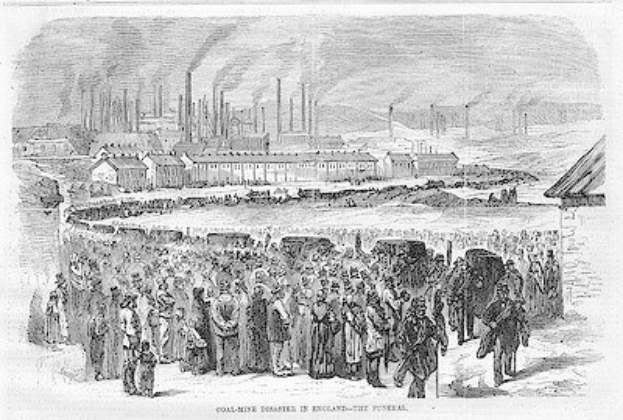 Schwarze und weiße Zeichnung von Menschen, die vor einer Fabrik mit Häusern und Rauch aus Schornsteinen im Hintergrund stehen, mit der Beschriftung "Kohlebergbau-Katastrophe in England, das Ende" unten.