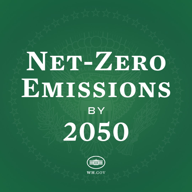 Weißer fetter Text auf grünem Hintergrund liest "net-zero emissions by 2050."
