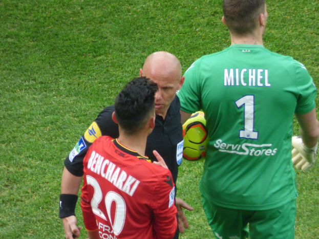 Konfrontation bei einem Jugendfußballspiel - Zeugen gesucht