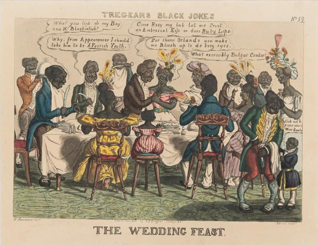 Gruppe von Menschen in traditioneller afrikanischer Kleidung an einem Tisch bei einem Hochzeitsfest sitzend, mit Tellern, Gläsern und Papiergegenständen, die fröhlich feiern.