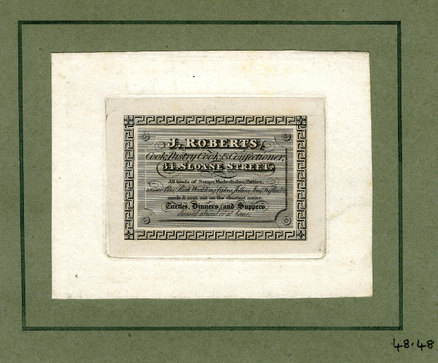 Fotorahmen mit einem Blatt Papier, auf dem "J.R. Roberts, Inc." steht und numerische Daten wie ein Aktienschein aussehen.